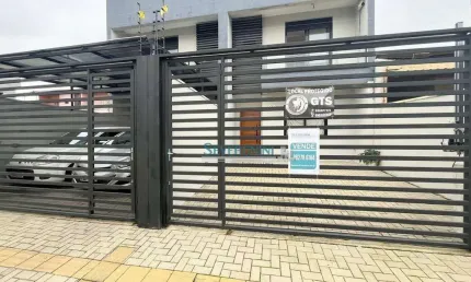 Sobrado com 3 dormitórios à venda, 100 m² por R$ 629.900,00 - Vale do Sol - Cachoeirinha/RS