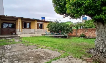 Casa com 2 dormitórios à venda, terreno 10x30 m² por R$ 350.000 - Nova Cachoeirinha - Cachoeirinha/RS