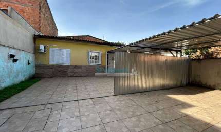 Casa com 2 dormitórios para alugar, 50 m² por R$ 1.670/mês - Parque Granja Esperança - Cachoeirinha/RS