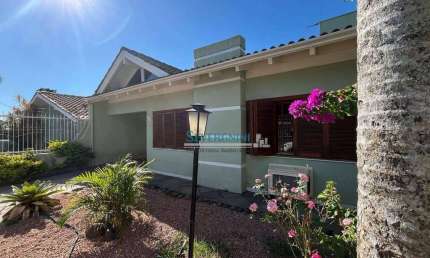 Casa com 3 dormitórios à venda, 230 m² por R$ 750.000,00 - Vila Cachoeirinha - Cachoeirinha/RS