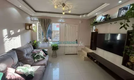 Sobrado com 2 dormitórios para alugar, 72 m² por R$ 3.120/mês - Central Park - Cachoeirinha/RS