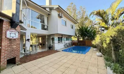 Sobrado com 6 dormitórios à venda, 290 m² por R$ 1.799.000,00 - Centro - Gravataí/RS