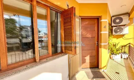 Apartamento com 2 dormitórios à venda, 77 m² por R$ 320.000,00 - Vila Imbui - Cachoeirinha/RS