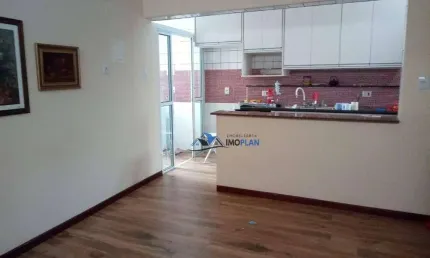 EXCELENTE CASA !!!!! TOTALMENTE TÉRREA E EXCELENTE LOCALIZAÇÃO, ENTRE A  RUA DO RETIRO E AVENIDA 09 DE JULHO