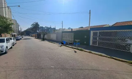 Casa com 3 quartos à venda na Rua Aurora Germano de Lemos, 196, Vila Guarani, Jundiaí