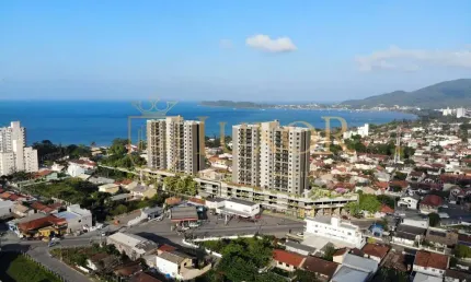 Skyline Confort Club na praia da Armação do Itapocoroy em Penha SC
