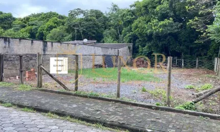 Terreno localizado no bairro Meia Praia em Navegantes SC