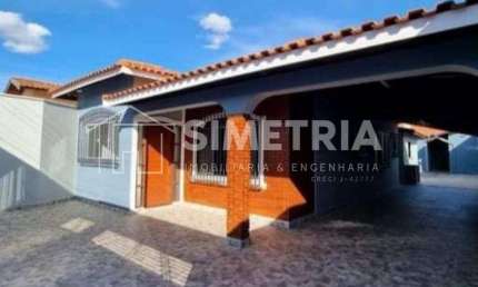 Casa – Bairro Jardim Botânico II – São Pedro/SP. AC– 223m². AT – 352m².