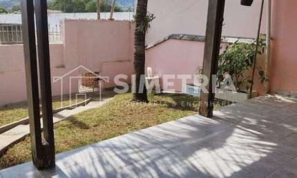 VENDA – Cód. CRV1082411 – CASA AMPLA E AREJADA EM BAIRRO TRANQUILO!