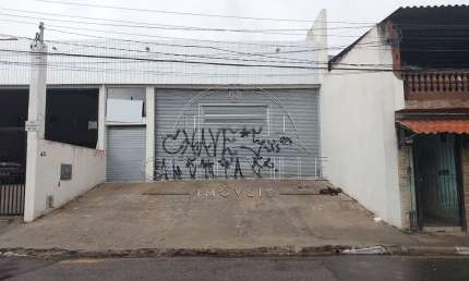 GA5521 - Alugo galpão em Carapicuíba com 250 metros de terreno, 260 metros de galpão, 210 metros de área fabril, 50 metros de escritório e apoio.