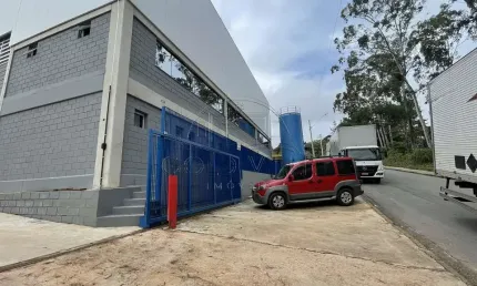 GA5513 - Alugo este galpão novo em Cotia com 5.000 metros de terreno, 3.116 metros de área construída, 2.900 metros de área fabril, 216 metros de escr