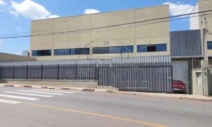 GA5489 - Vendo este galpão em Cotia com 2.000 metros de terreno, 1.310 metros de área construída no habite-se (possui mais cobertura na parte frontal)