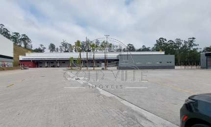 GA5163 - Galpão Industrial de alto padrão disponível para locação no Embu das Artes! Alugo este galpão em Osasco dentro de condomínio