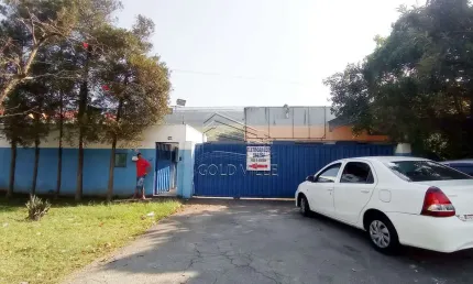 GA4720 - Vendo galpão no Embu das Artes com excelente localização, 13.000 metros de terreno, 6.000 metros e galpão, 5.200 metros de área fabril, 800 m