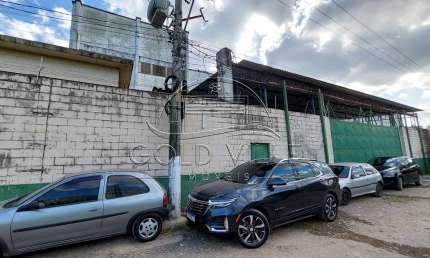 GA2687 - Alugar galpão em Osasco com 4.500 metros de terreno, 4.300 metros de área construída, 3.060 metros de área fabril, 9 metros de pé direito.