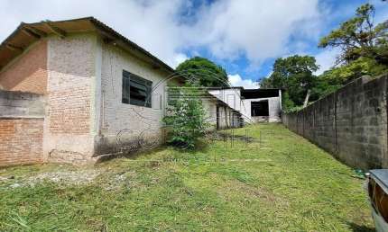 GA2059  - alugo ou vendo este galpão em cotia Km 39 da Rod. R. Tavares, sentido interior com 2.776 metros de terreno, 1.200 metros de área construída