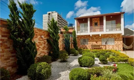 Casa Ampla Com 3 Dormitórios à Venda no Jordanópolis