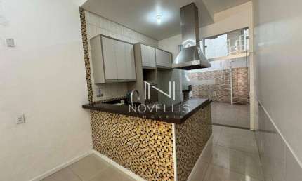 Casa com 2 dormitórios para alugar, 130 m² por R$ 4.133,33/mês - Jardim San Marino - São José dos Campos/SP