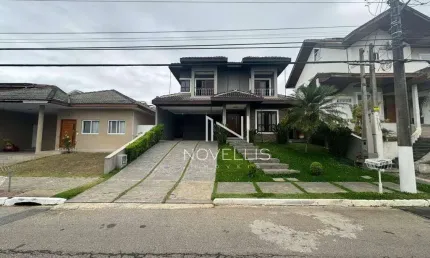 Casa com 4 dormitórios à venda no Urbanova em SJCampos