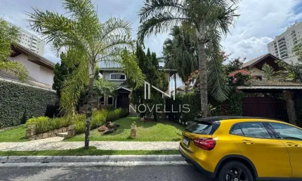 Casa com 3 dormitórios à venda, 256 m² por R$ 1.910.000 - Urbanova - São José dos Campos/SP