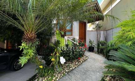 Casa com 4 dormitórios à venda, 240 m² por R$ 1.950.000,00 - Urbanova - São José dos Campos/SP