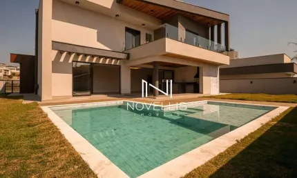 Casa para locação no Condomínio Colinas do Paratehy Norte no Urbanova em São José dos Campos - SP.
