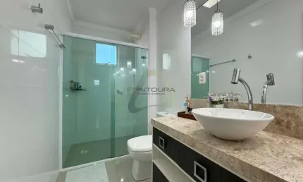 Apartamento com 3 quartos à venda na Rua 234, 406, Meia Praia, Itapema por R$ 1.390.000