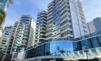 Apartamento com 4 quartos à venda na Orla do Centro com Rua 129 E3, Centro, Itapema por R$ 4.950.000