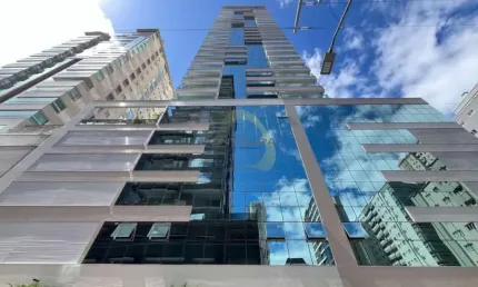 Apartamento com 4 quartos à venda na Rua 256, 241, Meia Praia, Itapema por R$ 3.500.000