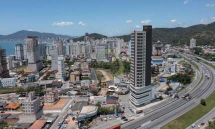 Sala comercial à venda na Rua Nereu Ramos, Centro, Itapema por R$ 780.000