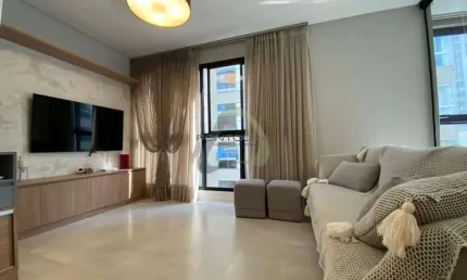 Apartamento à venda na Rua 270, 449, Meia Praia, Itapema por R$ 1.575.000