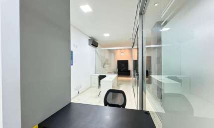 Sala comercial à venda na Rua 306, 220, Meia Praia, Itapema por R$ 1.590.000