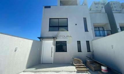 Casa em condomínio fechado com 2 quartos à venda na Rua 418, 1940, Morretes, Itapema por R$ 670.000