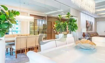 Apartamento com 3 quartos à venda na Rua 208, 90, Meia Praia, Itapema por R$ 3.350.000