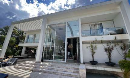 Alphaville Ipês! O Deslumbrante Sobrado de Esquina com Vista Panorâmica e Alto Padrão de um Luxo Acabamento