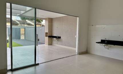 Casa à venda no Jardim Veneza - Aparecida de Goiânia