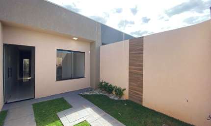 Casa com 3 quartos à venda no Garavelo Residencial Norte, Goiânia 