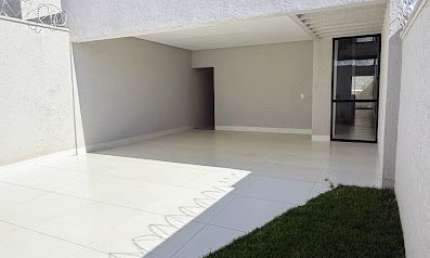 SOBRADO 3 Suítes 179 m² | Piscina | Setor Moinho dos Ventos - Goiânia