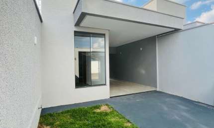 Linda casa 2/4 com suíte em Trindade com entrada de apenas R$23.000,00