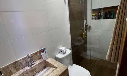 **Casa Espetacular com Área de Lazer e Segurança Completa em Cidade Vera Cruz II**