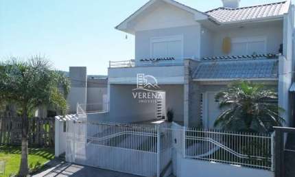 Casa com 3 quartos à venda na Rua Professora Irani Reuter, 103, Castelo Branco, Santa Cruz do Sul