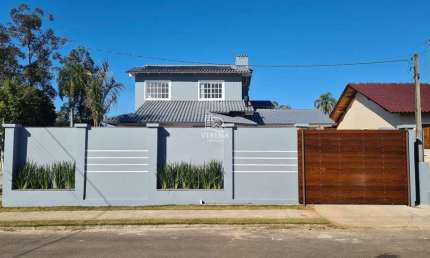 Casa com 3 quartos à venda na Avenida dos Ingazeiros, 491, Linha Santa Cruz, Santa Cruz do Sul
