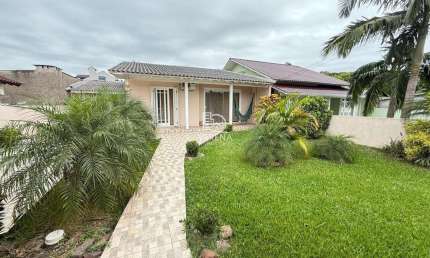Casa com 3 quartos à venda na Travessa Canela, 37, Arroio Grande, Santa Cruz do Sul