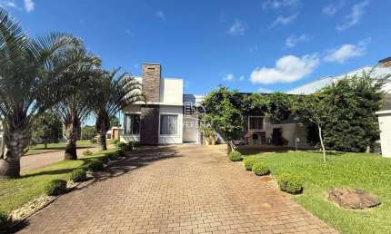 Casa com 3 quartos à venda na Avenida Leo Kraether, 3300, Country, Santa Cruz do Sul
