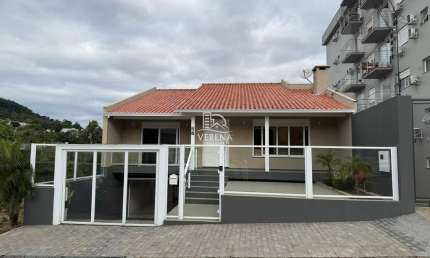 Casa com 3 quartos à venda na Rua Capitão Jorge Frantz, 275, Centro, Santa Cruz do Sul