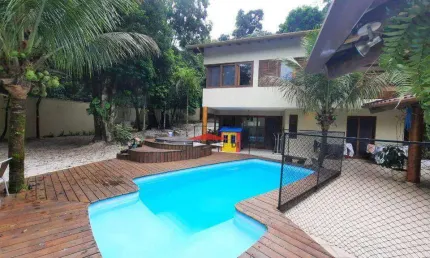 Casa à venda, 335 m² por R$ 3.800.000,00 - Park Imperial - Caraguatatuba/SP