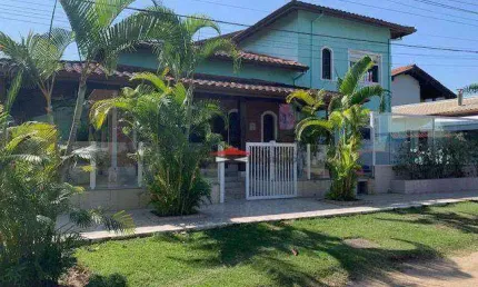Casa à venda, 259 m² por R$ 1.800.000,00 - Jardim Capricórnio - Caraguatatuba/SP