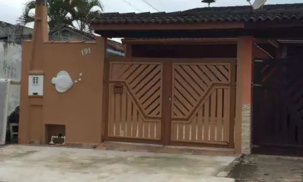 Casa com 2 dormitórios à venda, 100 m² por R$ 480.000,00 - Poiares - Caraguatatuba/SP