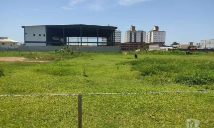 Terreno à venda na Rua Getúlio Vargas, Rio Caveiras, Biguaçu