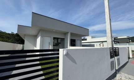 Casa com 3 quartos à venda na Rua Maria Saturnina de Jesus, Forquilhas, São José